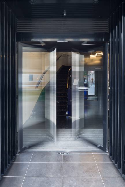 Comment les blocs-portes battants motorisés améliorent-ils l’accessibilité dans les bâtiments publics ? Riedisheim