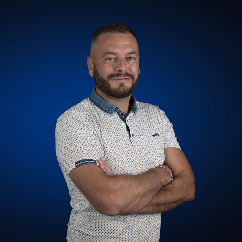 FOND NOIR CIVIL 016 800X800 | DAER Stephan Kingersheim